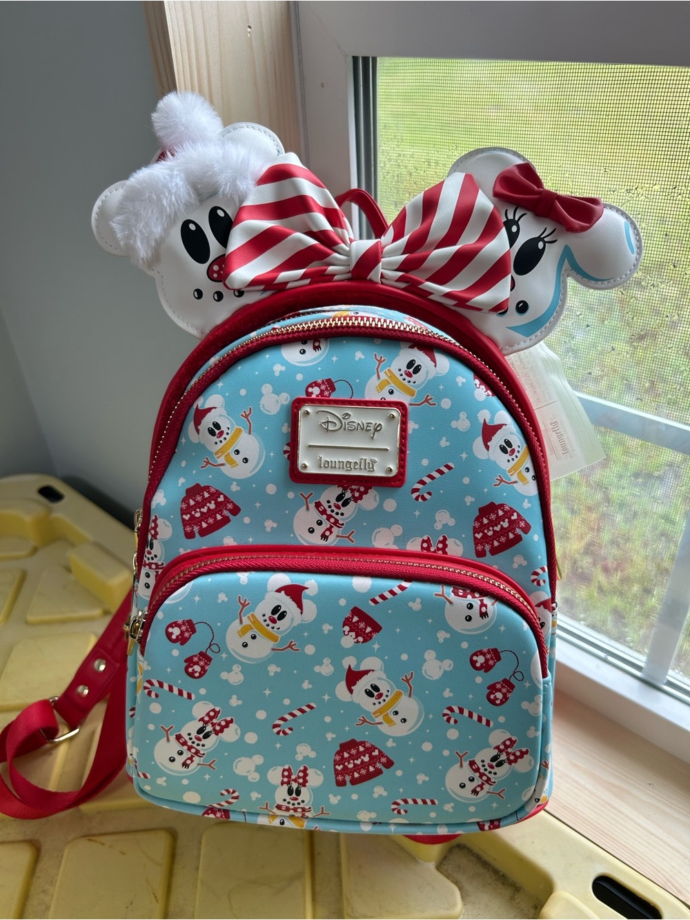 NWOT Loungefly Disney Holiday Snowman Mini Backpack with Bow Ears